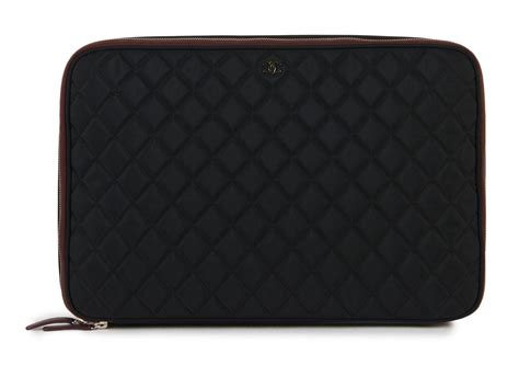 pochette ordinateur chanel